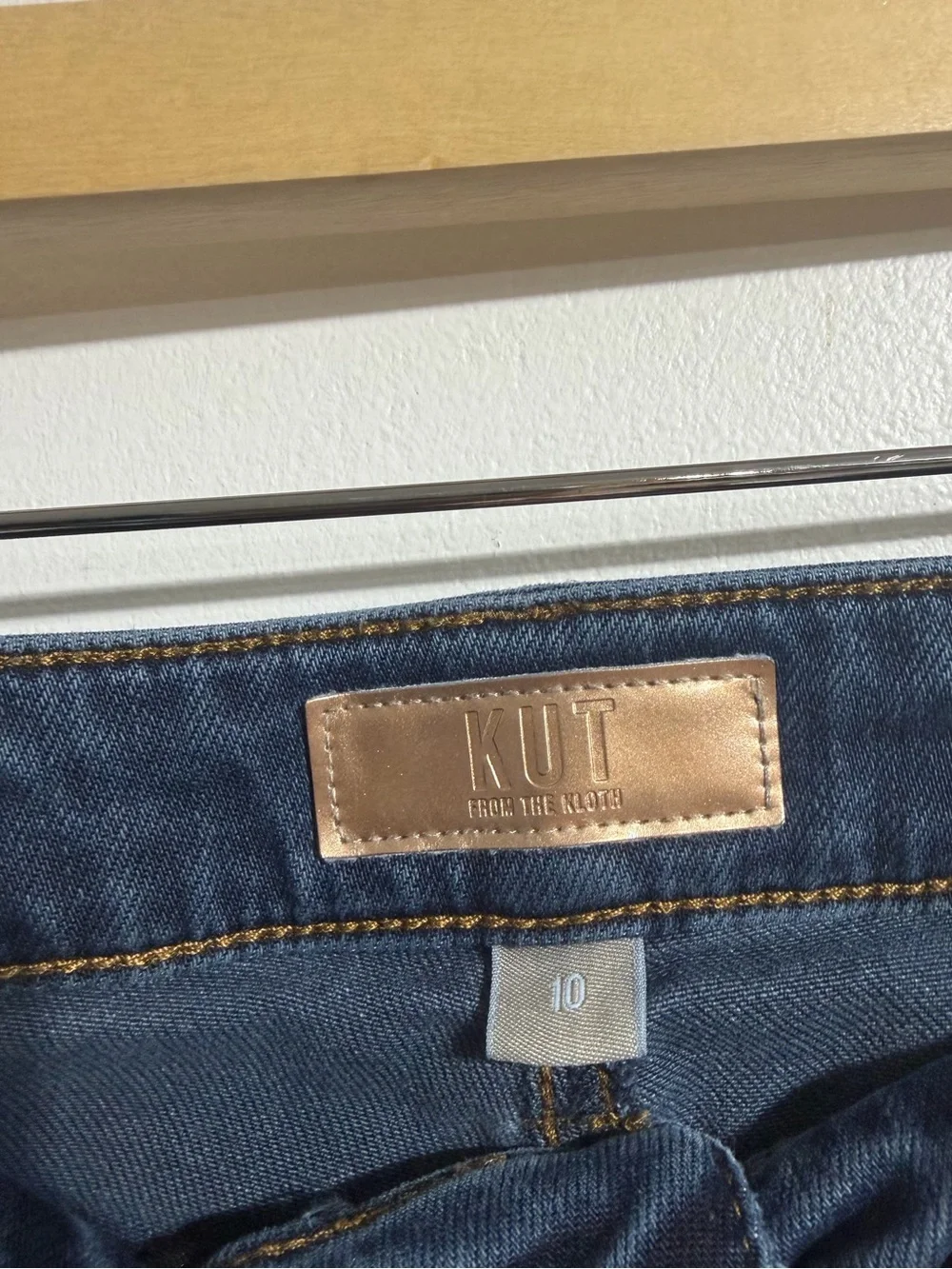KUT from the Kloth Kelsey Fab Ab Ankle Flare Jeans - Size 10